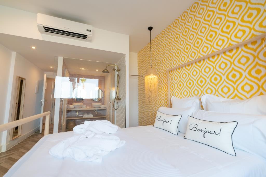 HOTEL BOUTIQUE+CENA